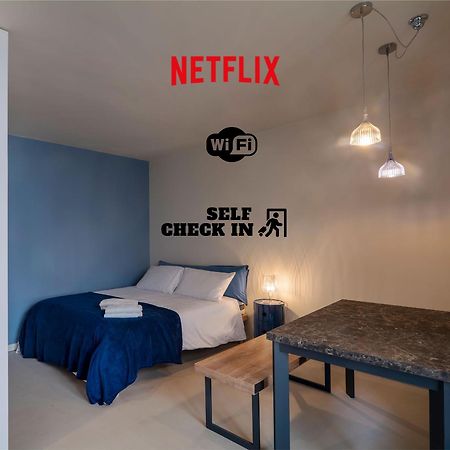 Blu Mazzini 1 - Appartamento Luxury Con Terrazza Privata Lecce Exterior foto